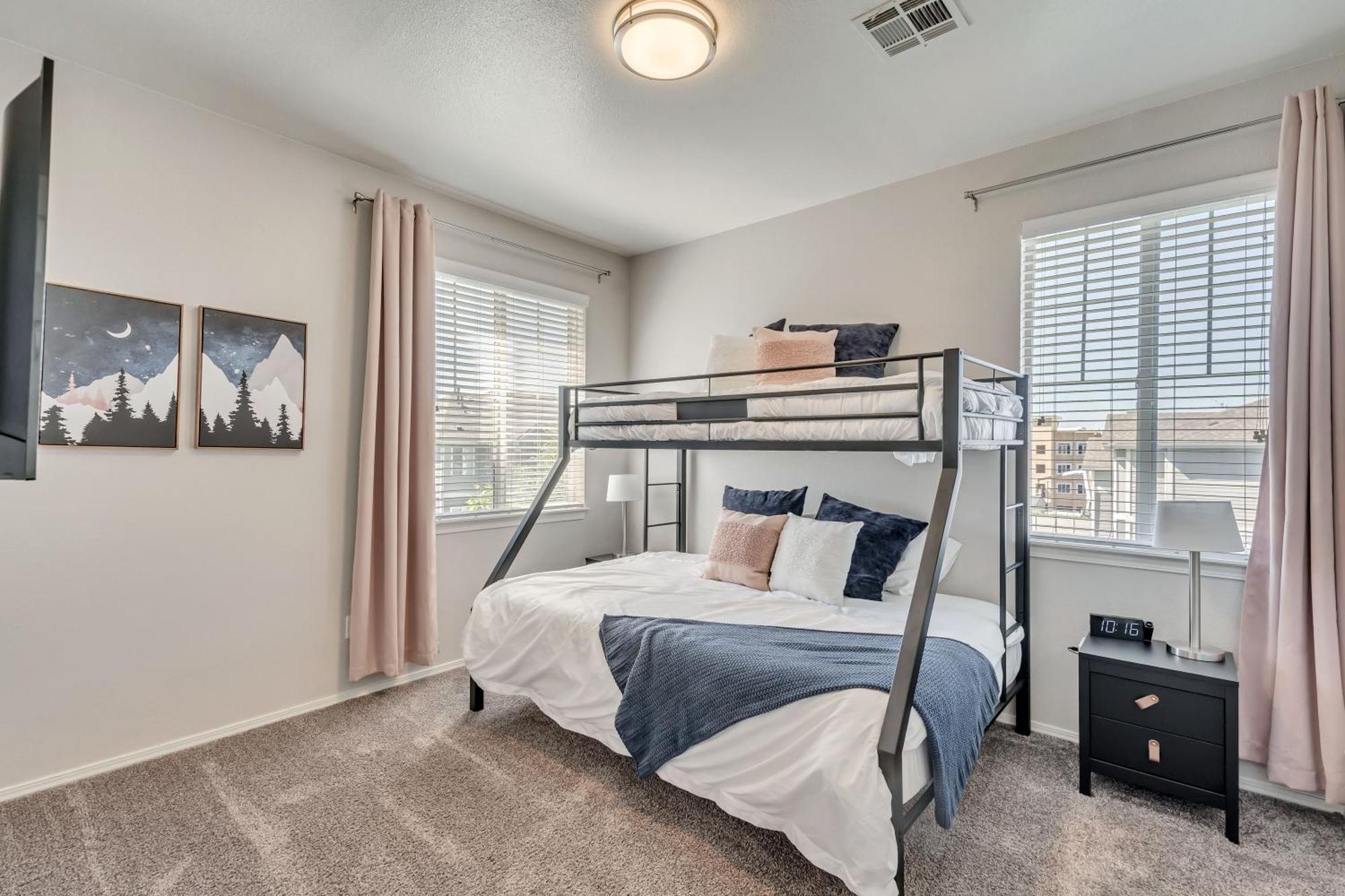 Mountain View By Cloud Dream Homes Clearfield Exterior photo