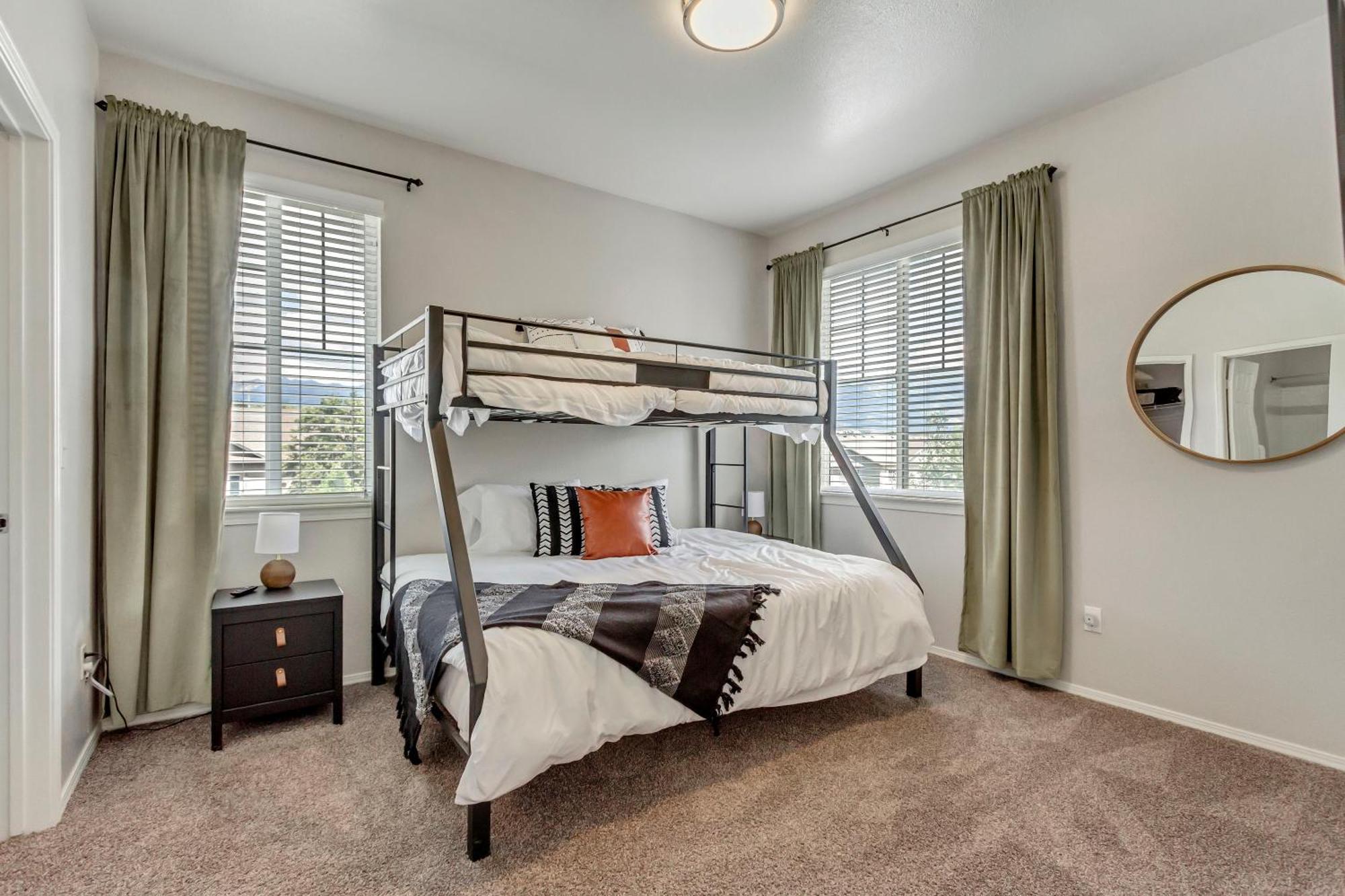 Mountain View By Cloud Dream Homes Clearfield Exterior photo